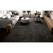 loft fekete kohatasu burkolat ko terasz fagyallo csuszasmentes 80x80 nagymeretu padlolap isla i-stone sotetszurke vintage modern nappali furdoszoba haloszoba antikolt minimal stilusu csempe.jpg